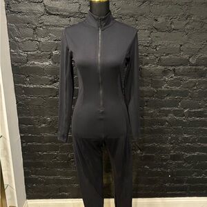 Victoria Secret full zip active bodysuit size M NWT